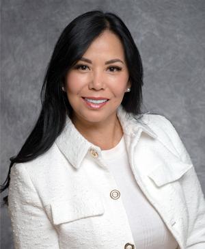 A studio portrait of Patelco Home Loan Consultant, Patricia Vallejo (Hablo Español)